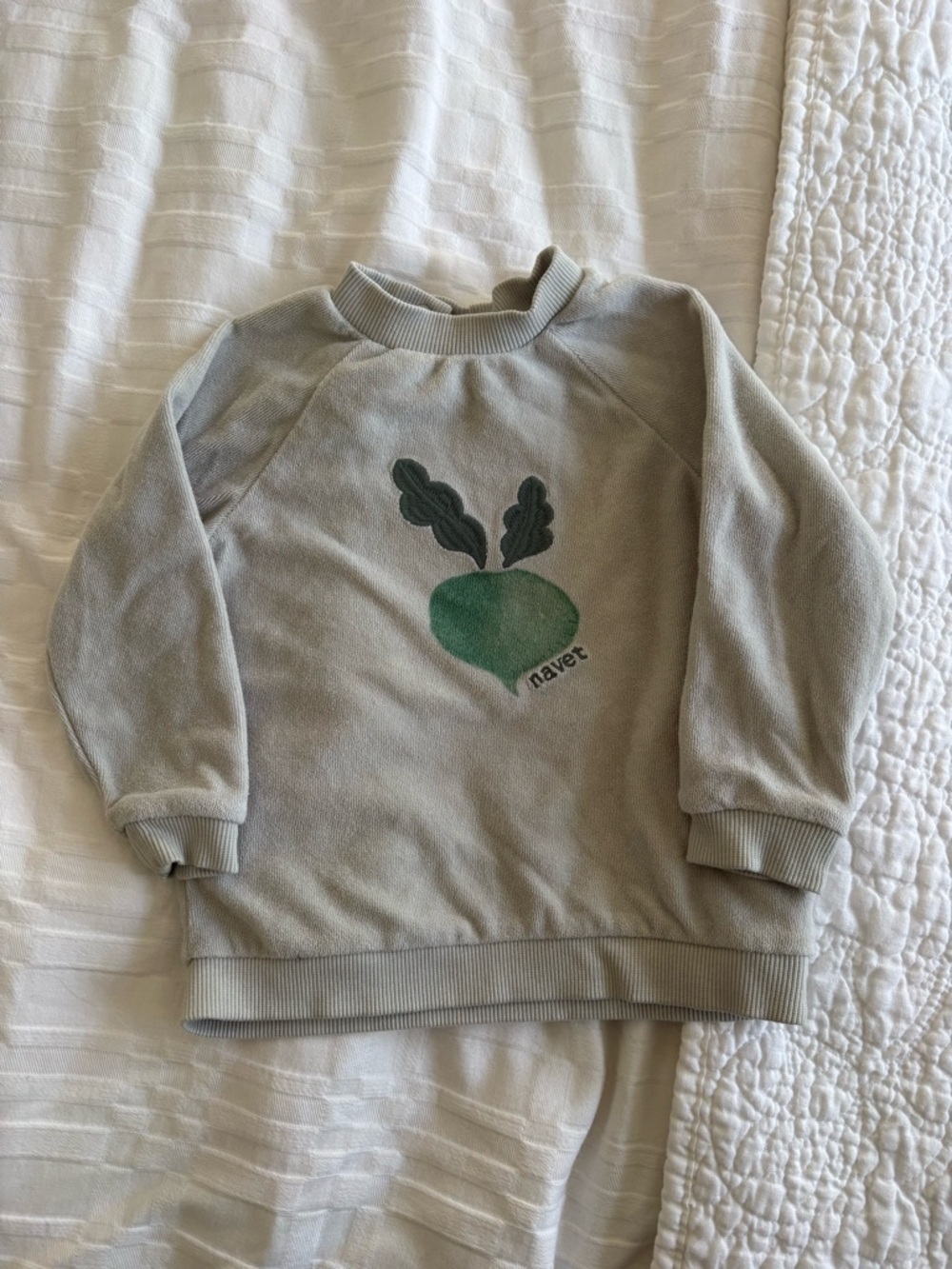 H&M Light Gray 'Navet' Beet Graphic Sweatshirt
